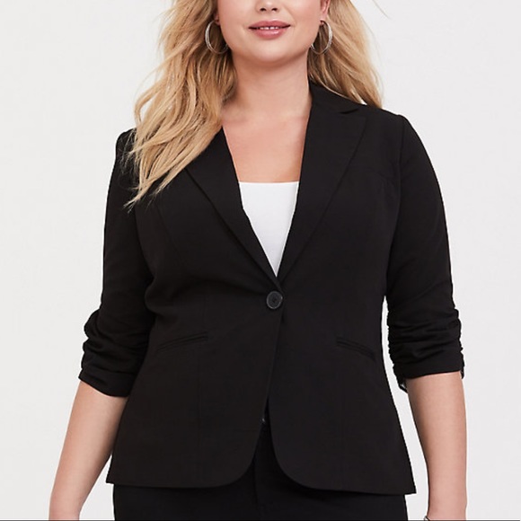 torrid Jackets & Blazers - TORRID STUDIO GABARDINE MADISON BLAZER